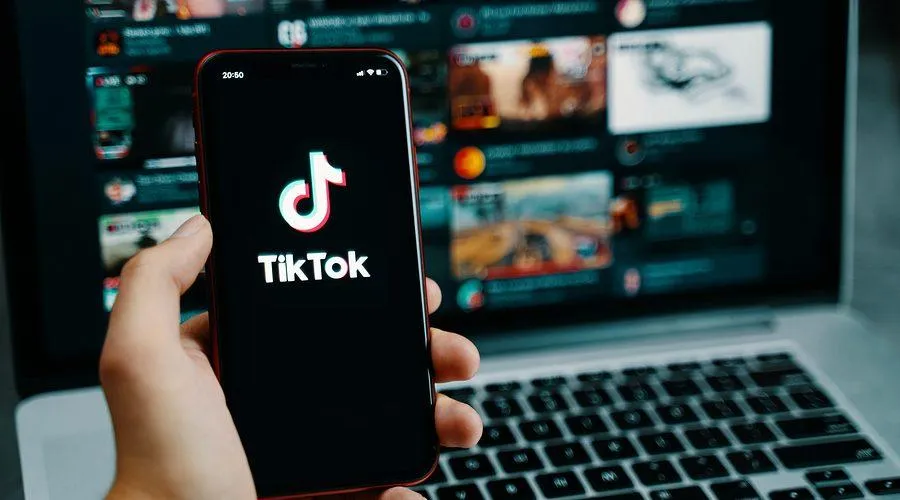矩阵的秘密：在TikTok上，靠技术打赢内容战争